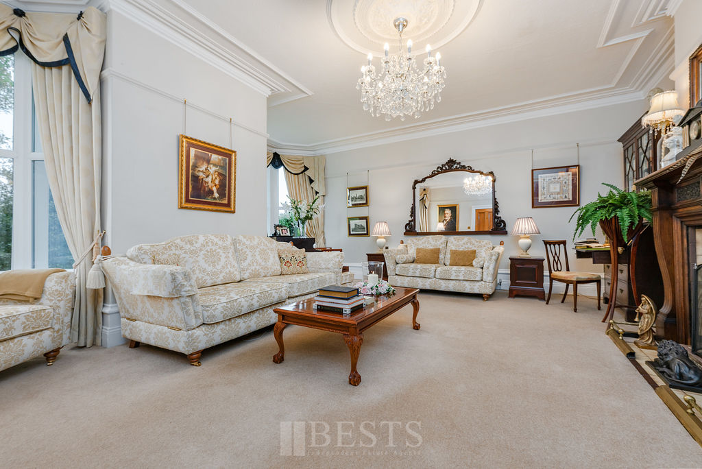 11 Weston Road